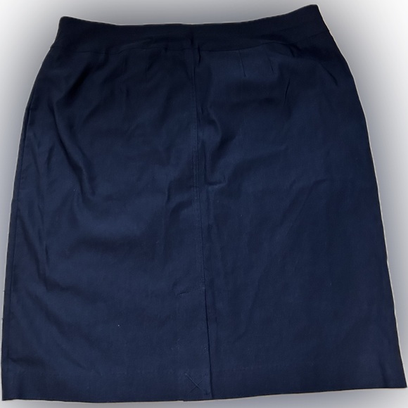 Penningtons Savvy Fit Black Stretch Pencil Skirt. Burnout velvet panel. Size 18 - Picture 5 of 10